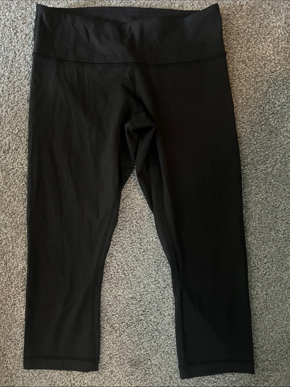 lululemon athletica Black Capri High-Rise Leggings